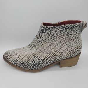 Liebeskind Berlin women's ankle boot